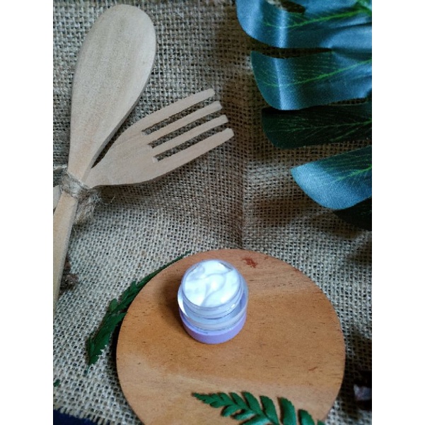 Cream iritasi vitamin wajah