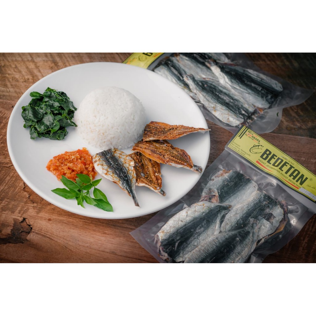 

Ikan Kering (Bedetan) Oleh-Oleh Khas Jembrana Bali