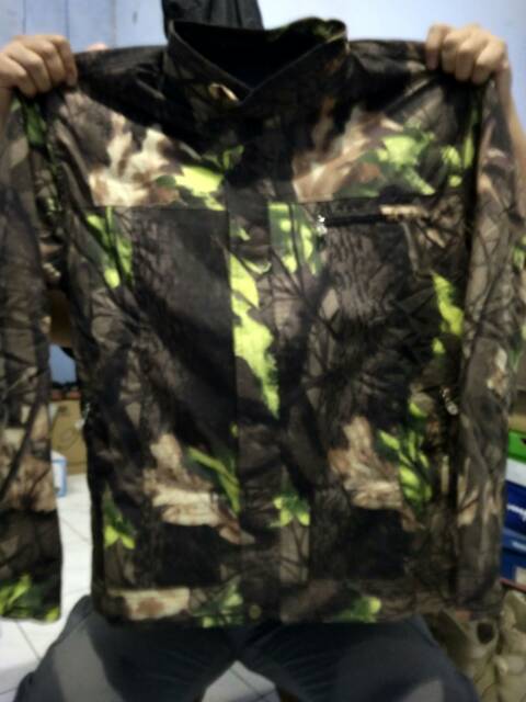 JAKET CAMO PERBAKIN