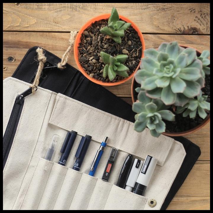 

Heaven | Roll Up Pencil Case / Tempat Pensil Gulung