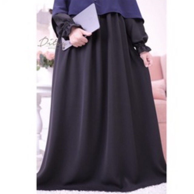 Lilura Black Marzan size S ditsy