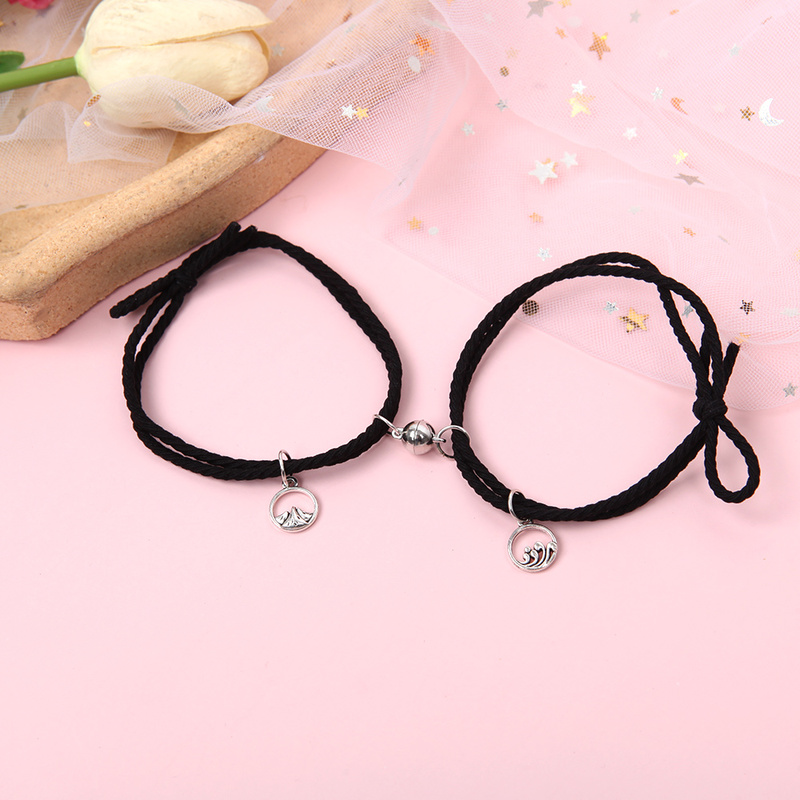 2pcs / Set Gelang Tali Persahabatan Bahan Stainless Steel Dengan Magnet Untuk Pasangan