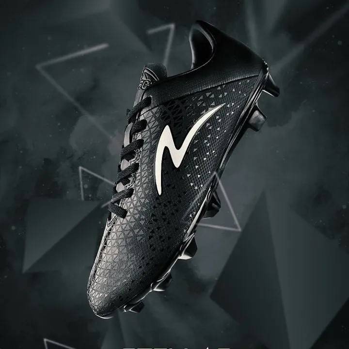 specs stellar black fg sepatu bola