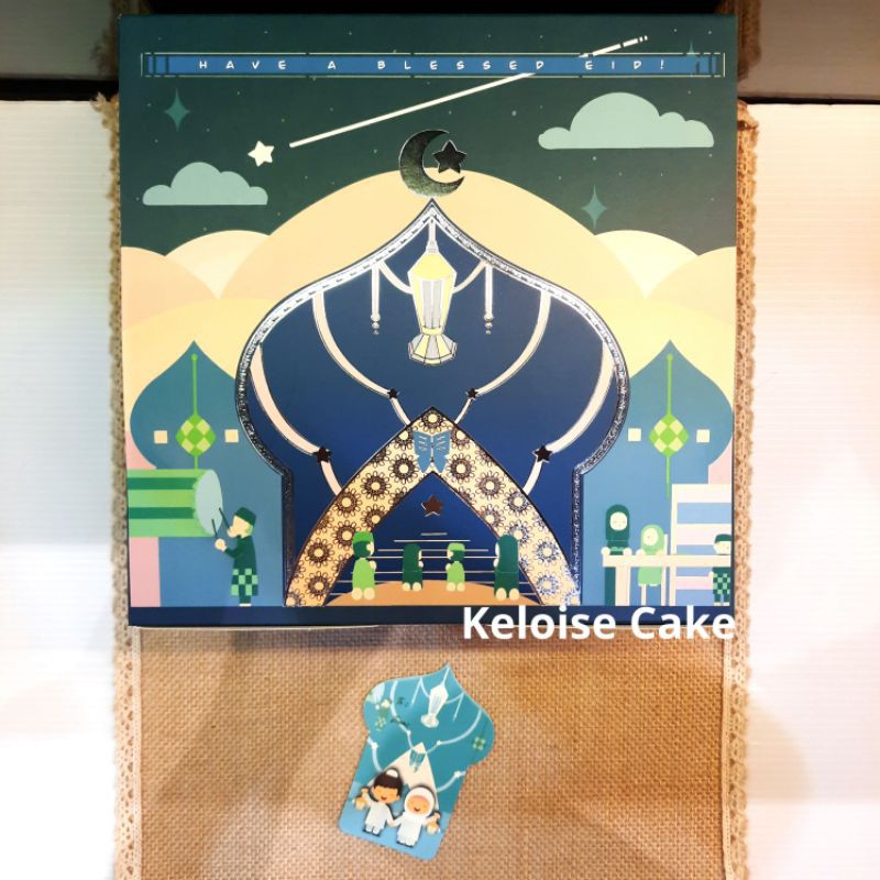 

BOX/DUS KUE IDUL FITRI UKURAN 22X22X10 + HANGTAG