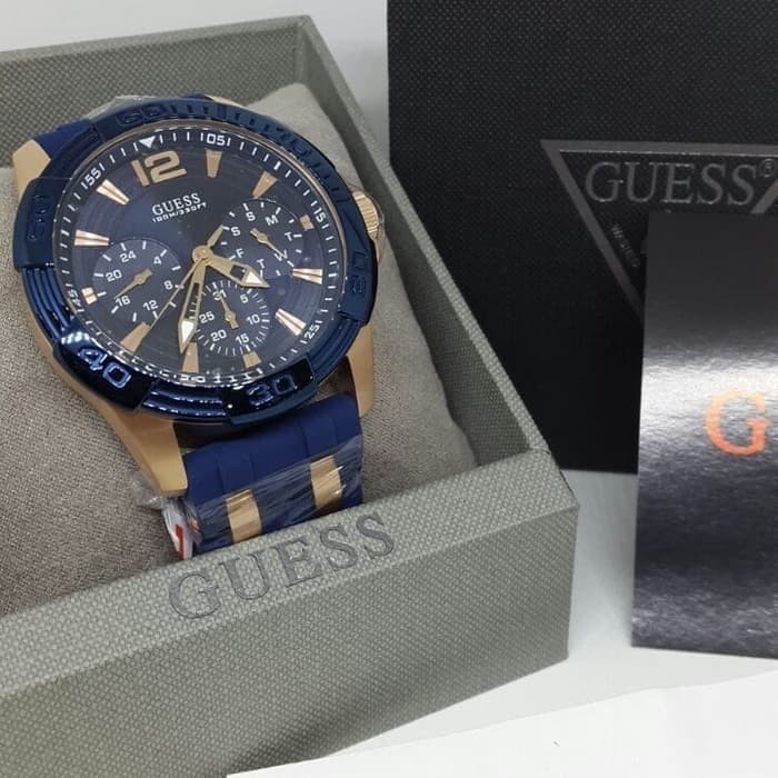Guess collection W0366G4 original