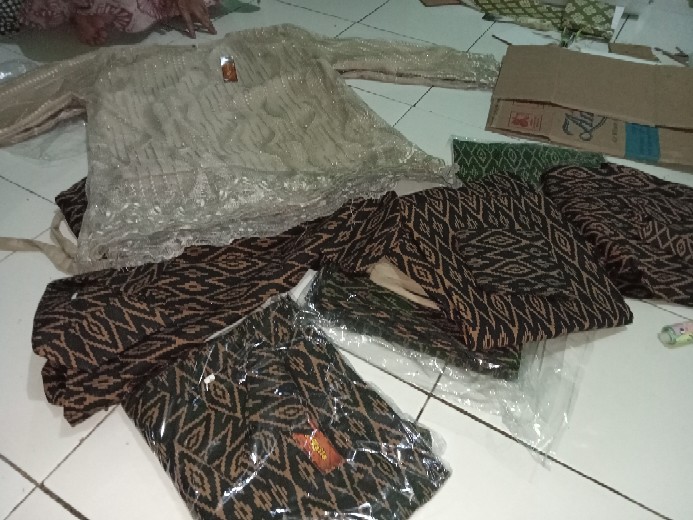 Ready Anak] Batik Couple Alita Ruffle Batik Couple Ori Ndoro Jowi Dnt Garansi Termurah - Bs091
