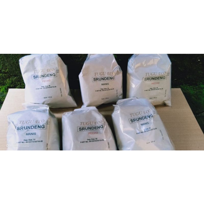 

SERUNDENG SRUNDENG KELAPA PEDAS & MANIS KHAS SOLO JOGJA 250 GR