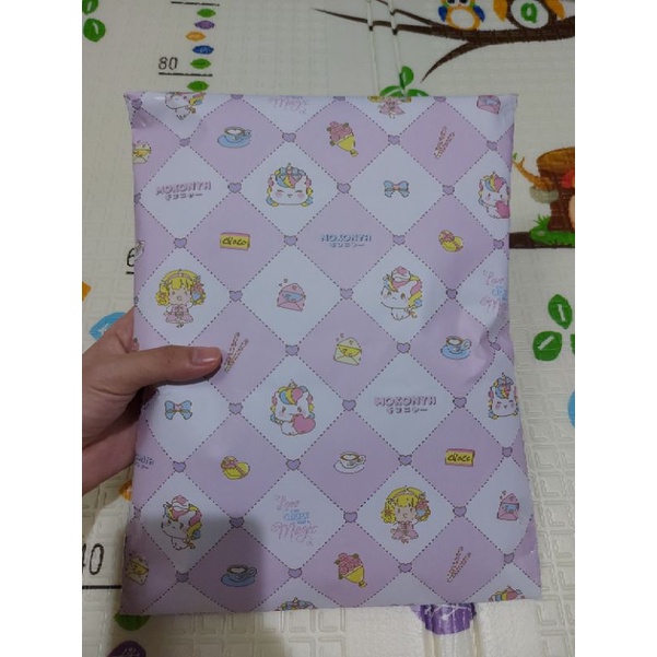 

Kertas Kado/ Kardus