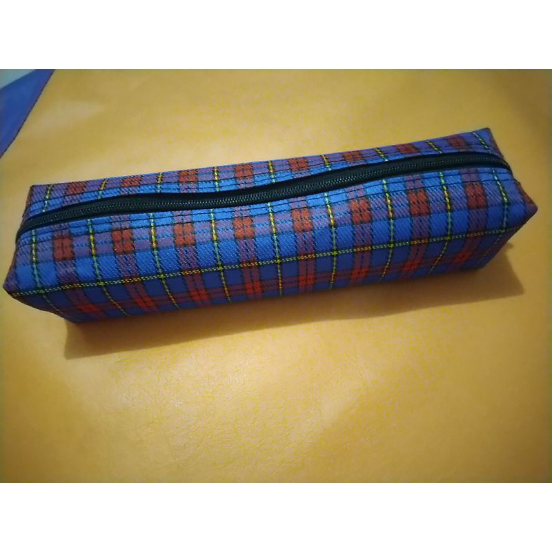 

Tempat Pensil Kain Kotak Biru*