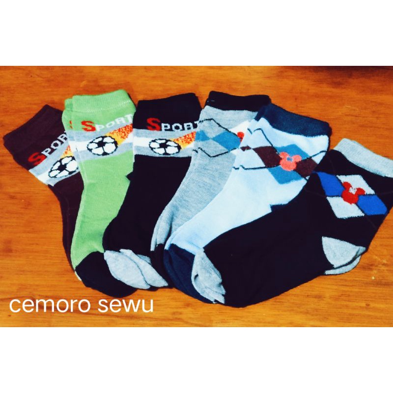 kaos kaki anak usia 3-8 tahun bermotif