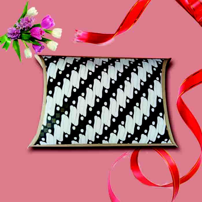 

Pillow Box Folding Gift Kado Pattern Motif Parang Klasik Handmade Party Pesta Cheap Kado Hadiah
