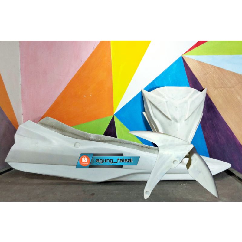 Body Buta Sonic 150R Belakang, Batok dan Spakbor