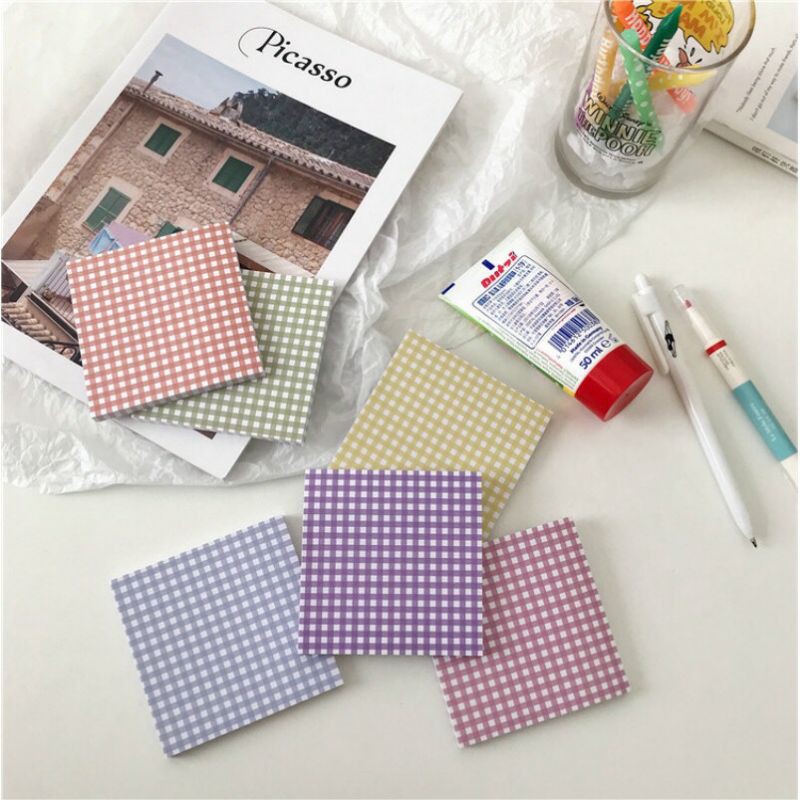 

Gingham Sticky Notes