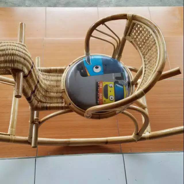 kursi anak rotan/ kursi kuda anak rotan/kursi goyang buat anak