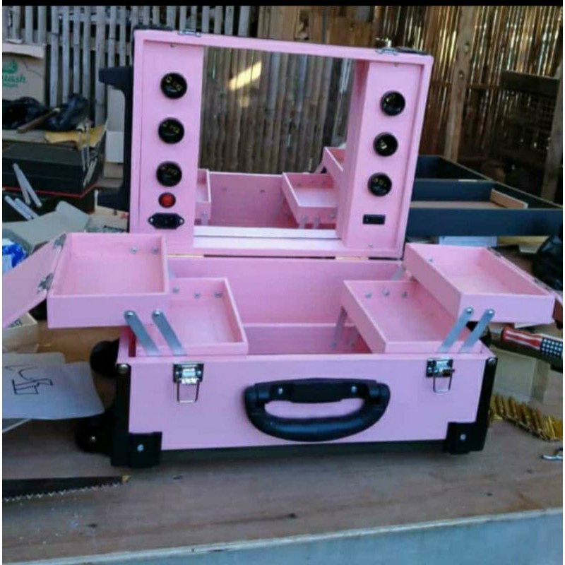 TERMURAH....!!!! KOPER MAKE UP/BEAUTYCASE 6 LAMPU 4 RAK