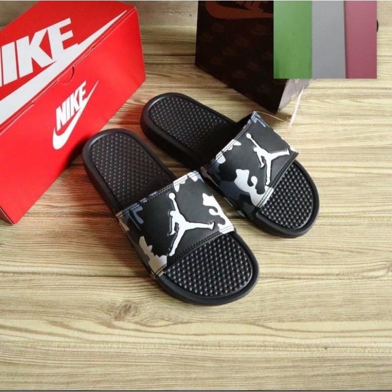 NIKE CAMO SLIDES