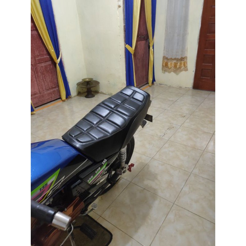 JOK RX KING TAHU-jok RX king tahu Lis hitam-jok RX king model tahu-jok rx king kotak jok king JOK RX