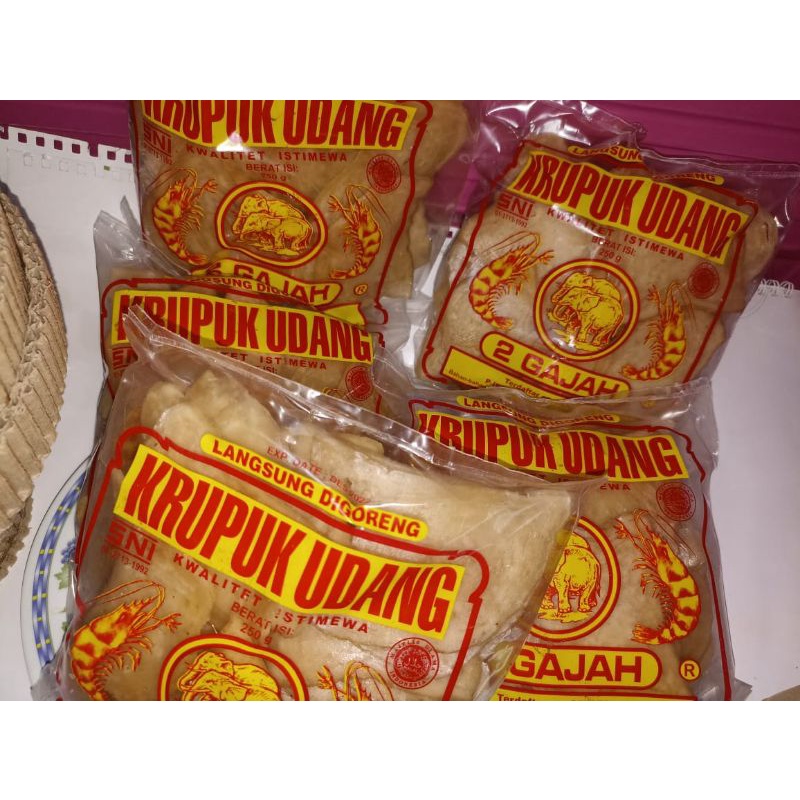 

Kerupuk udang/ikan merk 2 Gajah khas Indramayu