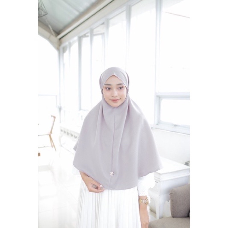 Sovva Label - Bergo Maryam Hijab Instan Tali Bahan Premium Lady Zara-Zara Silver