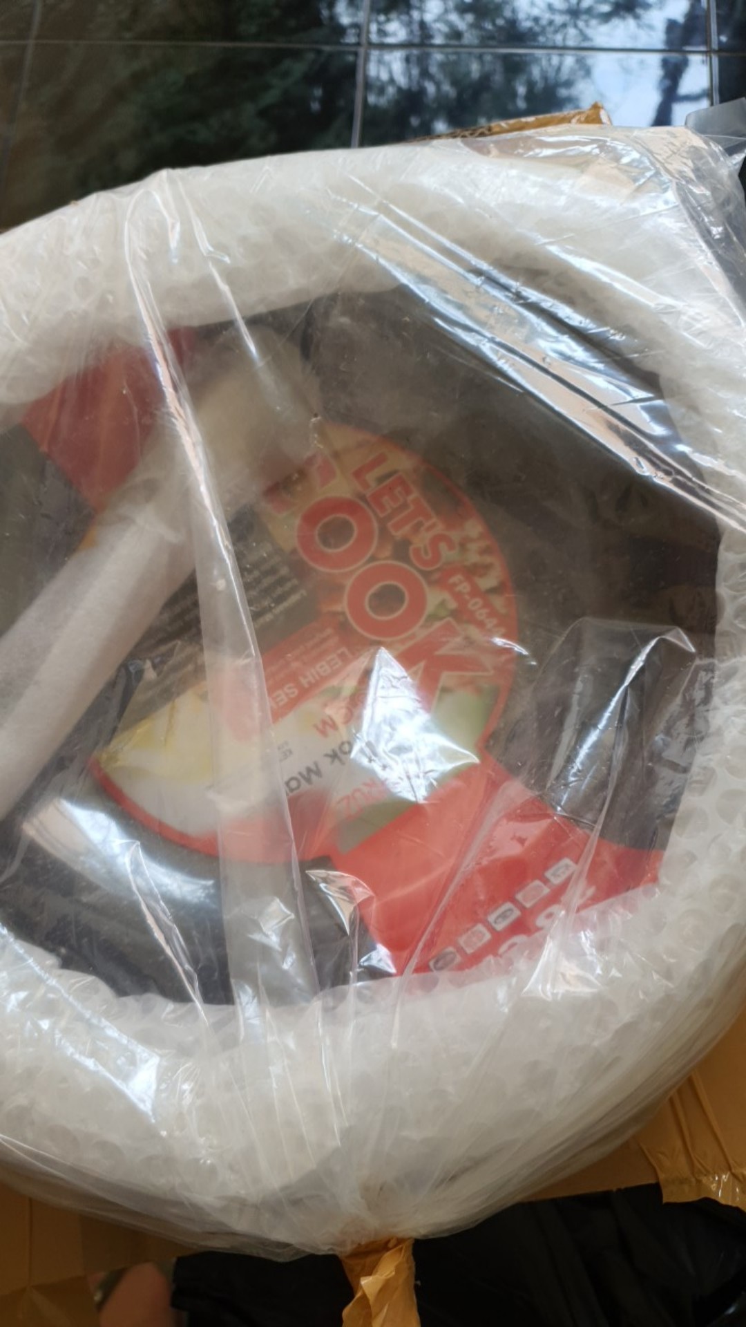 Cypruz Fry Wok / Wajan Penggorengan Marble Gg Kayu 28 Cm