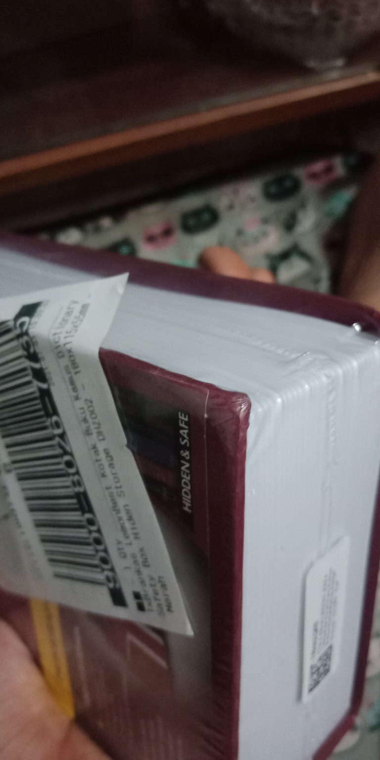Brankas Mini Bentuk Buku Kotak Penyimpanan Uang Barang Bentuk Kamus Novel Safety Box Hidden Storage