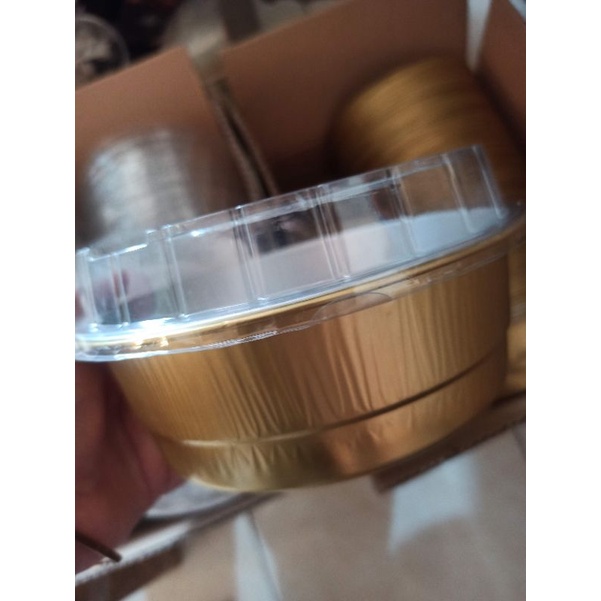 

alumunium foil baking pack d.20 ready stok 202 pcs mau ambil semua harga bisa nego by chat supaya bisa di buatkan link khusus