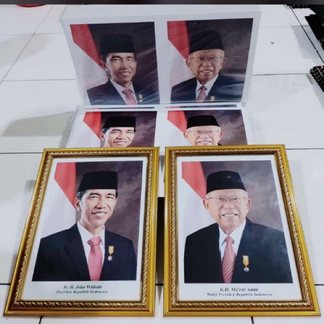 Gambar Presiden Jokowi - Amin 2019 2024 Cetakan ASLI Register
