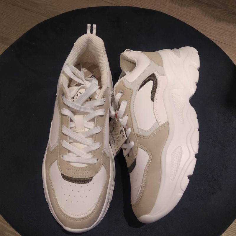 sepatu sneakers bershka original new cewek