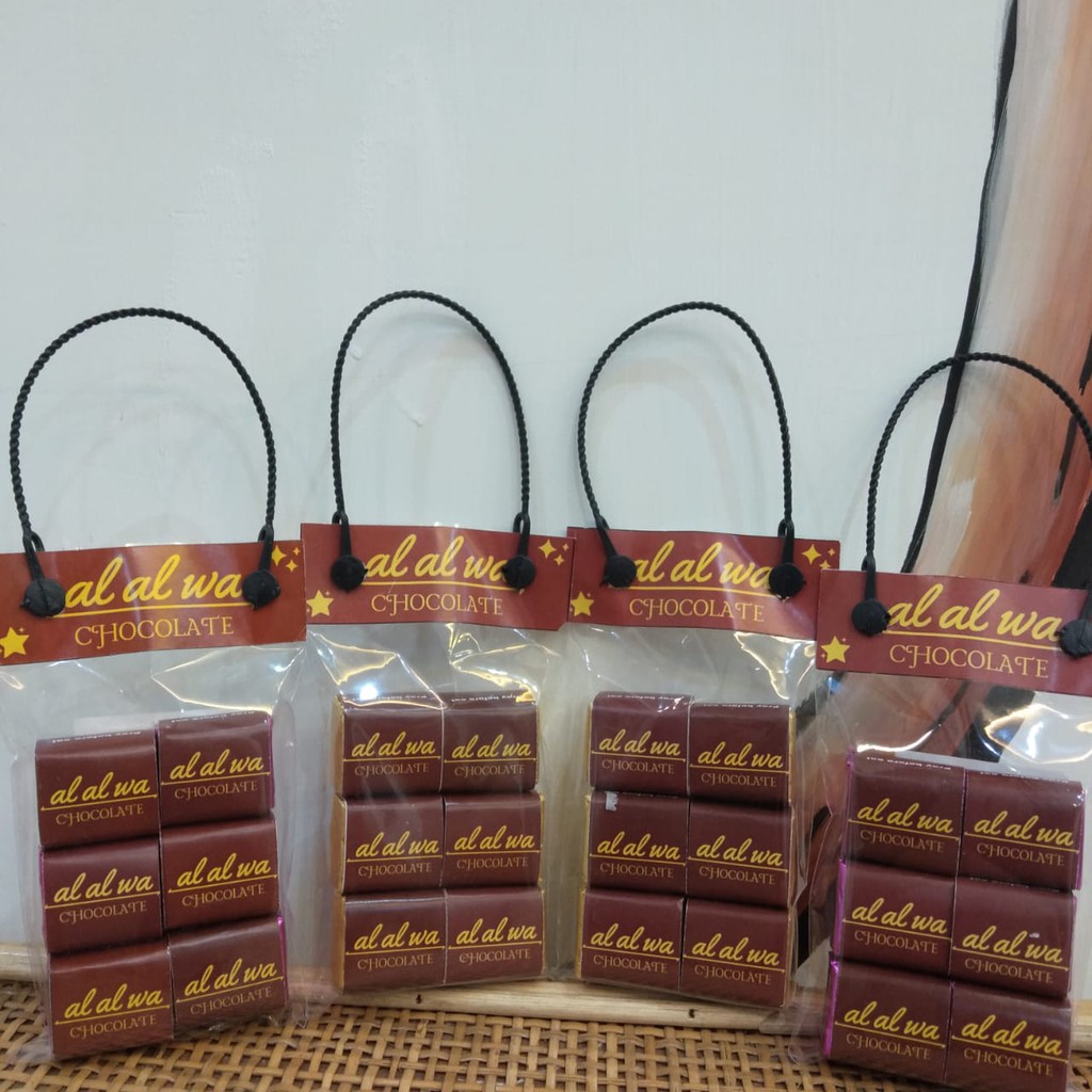 

TERLARIS !!! Coklat Tenteng Kacang isi 6 by Al Al Wa SKOMILL