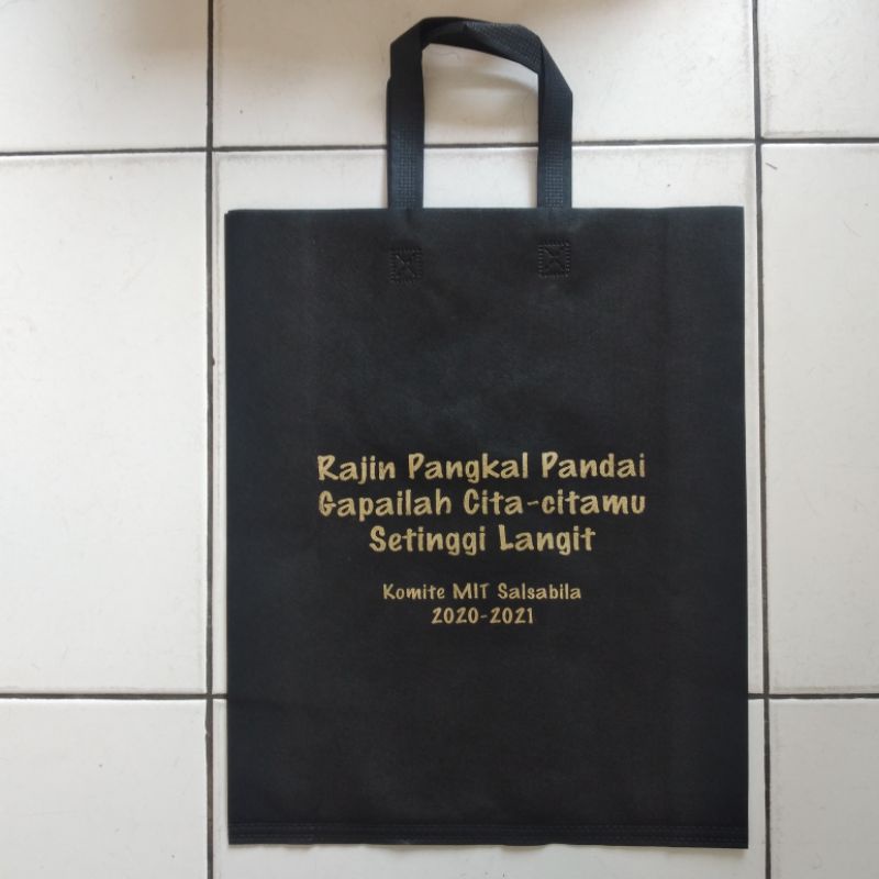 

godiebag/tas sponbond custom uk 38x45x10 sablon 1 warna 1 sisi