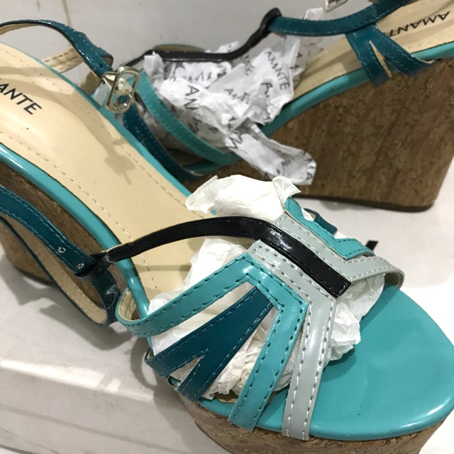 Amante wedges size 39 with box