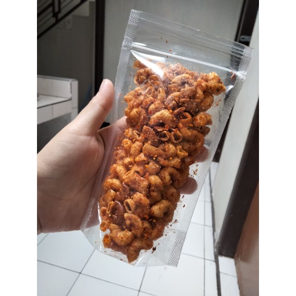 

makaroni pedas daun jeruk 50gram