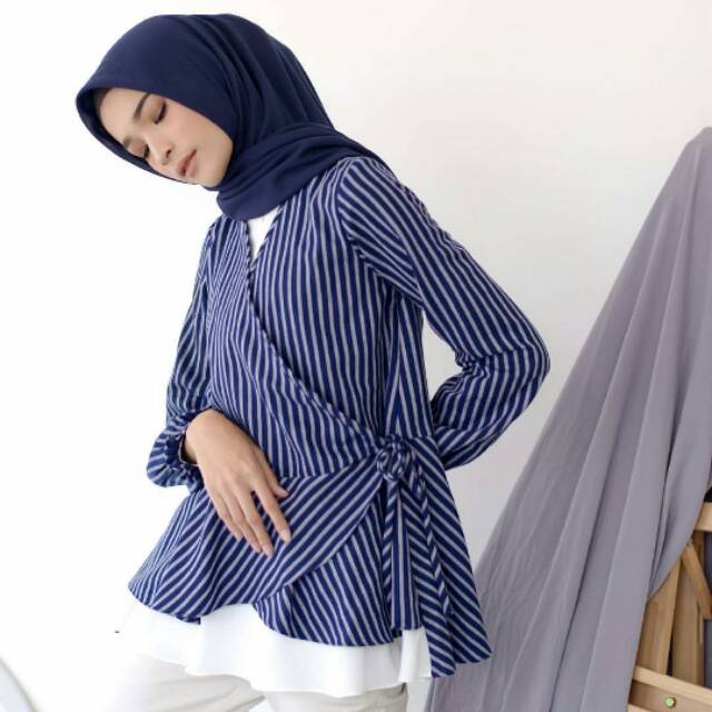 SUMMER BLOUSE (NAVY L) BY WEARING KLAMBY