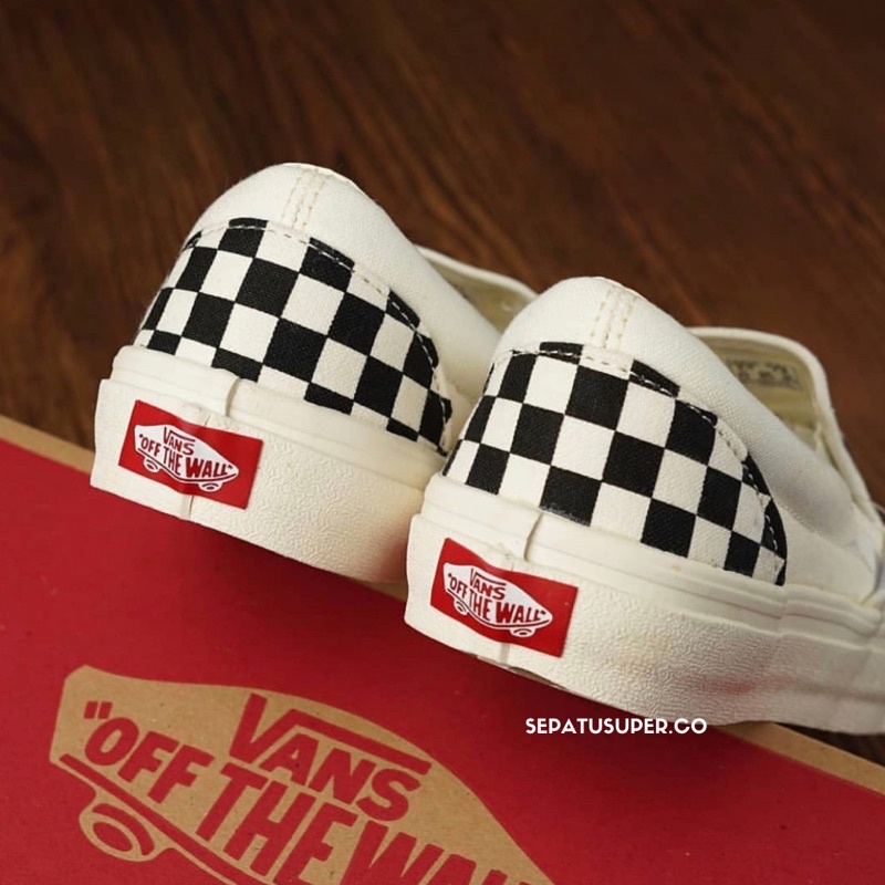 Sepatu Vans Slip On OG Mono Checkerboard  + Kaos Kaki  / Vans Slip-On Checkerboard Black-White OG / Vans Slip On Catur OG Terlaris Premium Hight Quality- sockog-2