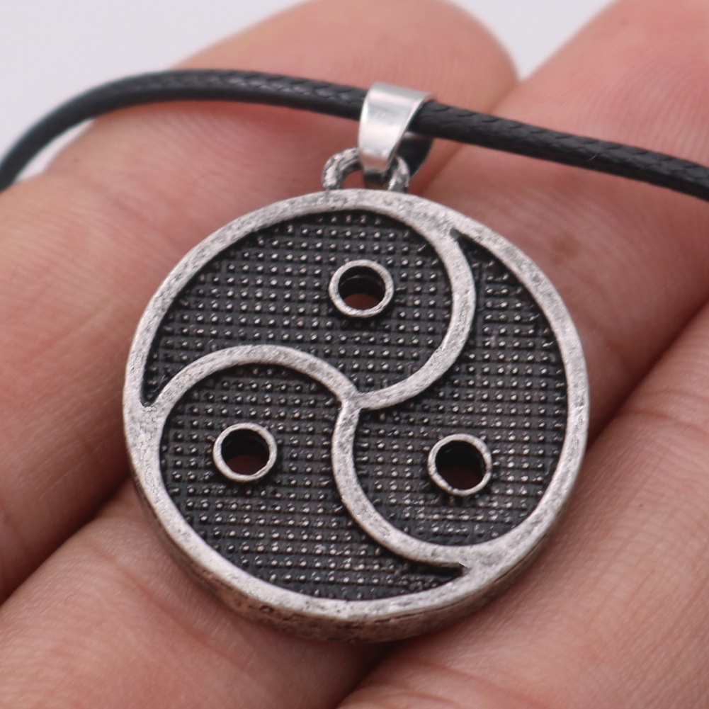 Kalung Liontin Yin Yang Tai Chi Taoism Untuk Pria Dan Wanita