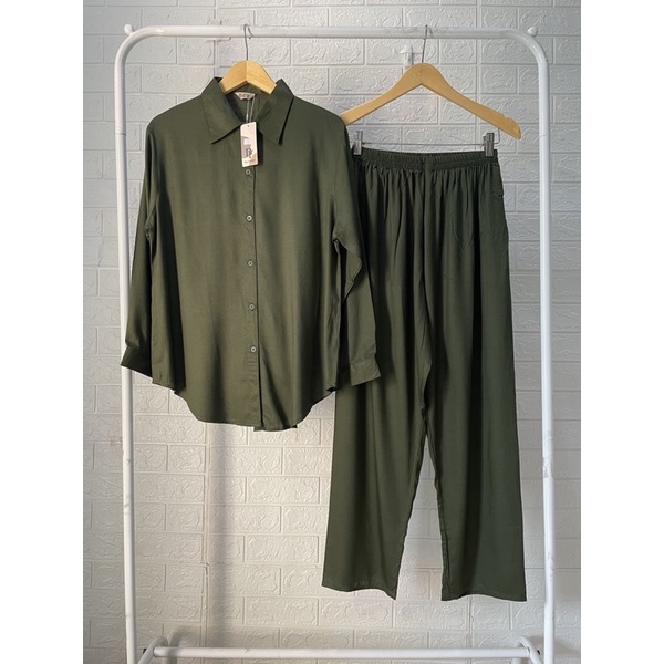 BEST SELLER ONE SET STANDAR POLOS-Army Ld 110