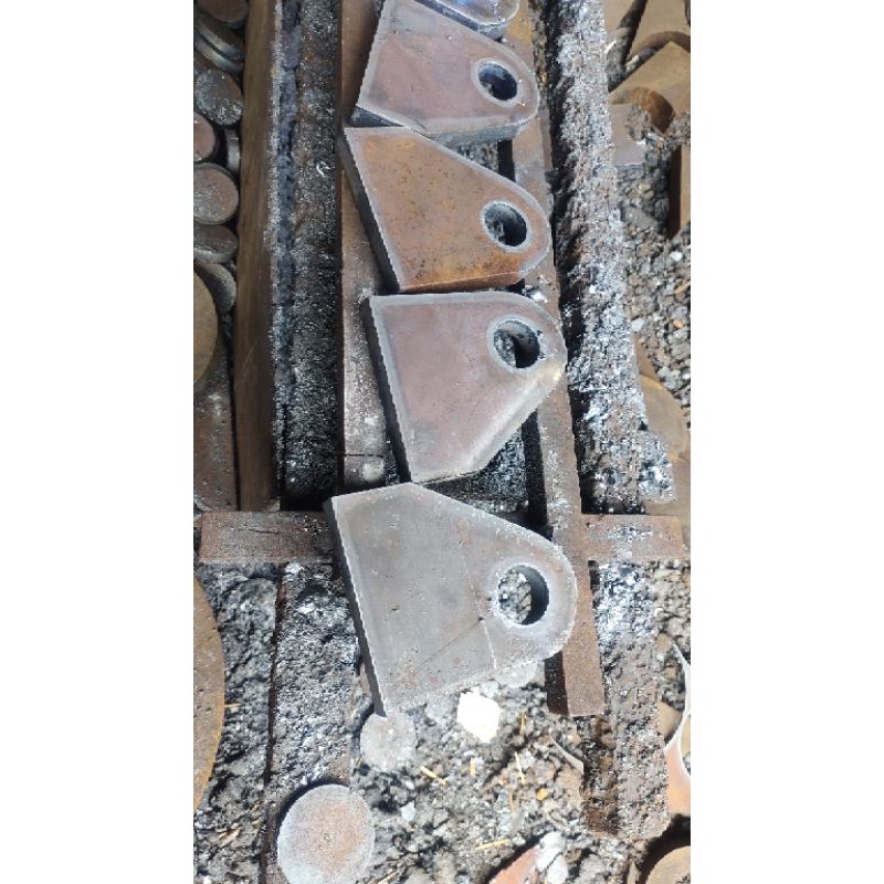 Custom Plat besi 10 mm x Diameter 200 mm