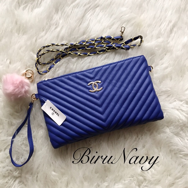 Clutch  Cevron Chevron Import free pompom