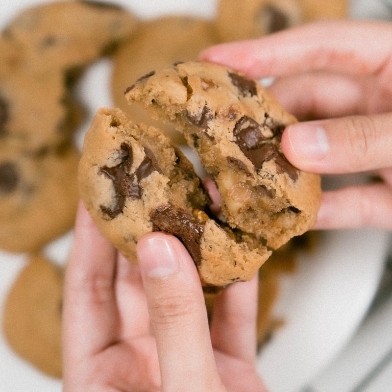 

Why Nut - Walnut Chocolate Chip Cookie (PO 1-2 Hari)