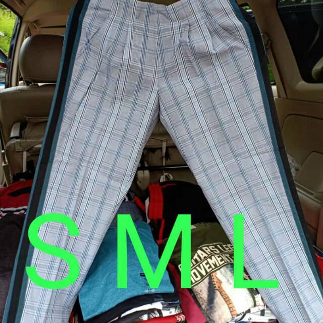 Celana wanita details