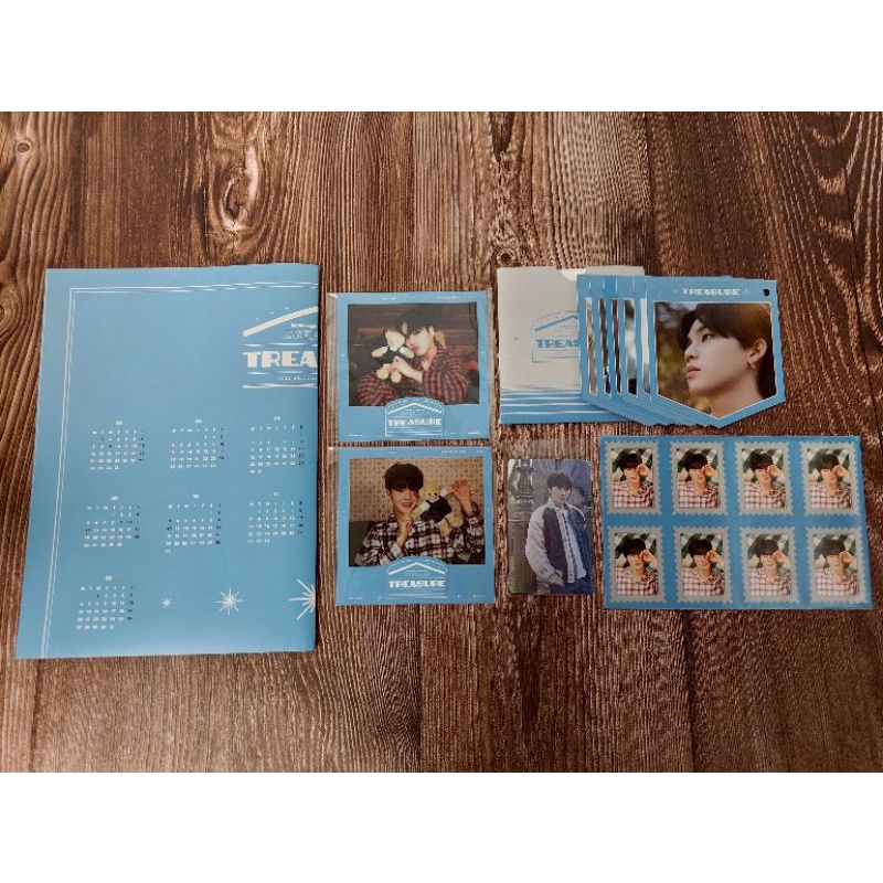 [READY STOCK] TREASURE 2022 WELCOMING COLLECTION FOLDED POSTER, POLA JAEHYUK/DOYOUNG, GARLAND SET, M
