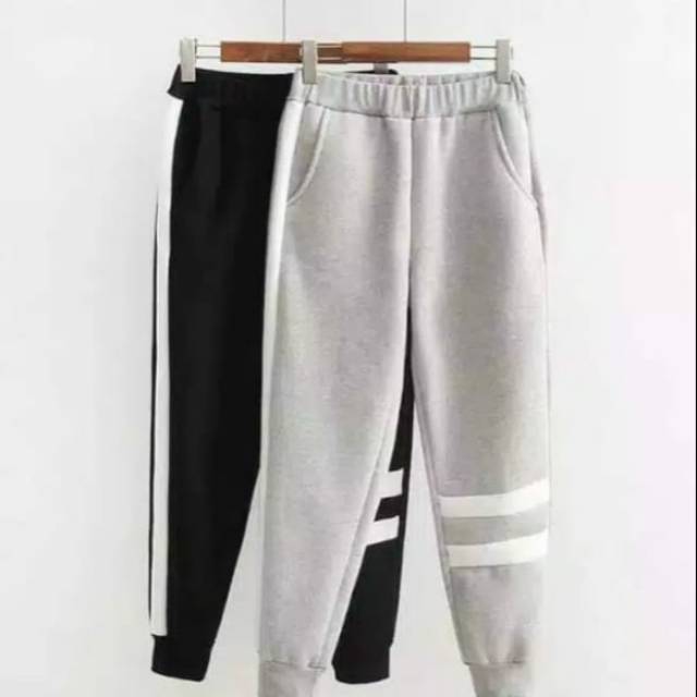 Celana Joger Harem Sport Training List Double Stripe Celana Joger Harem Sport Training List Double Stripe