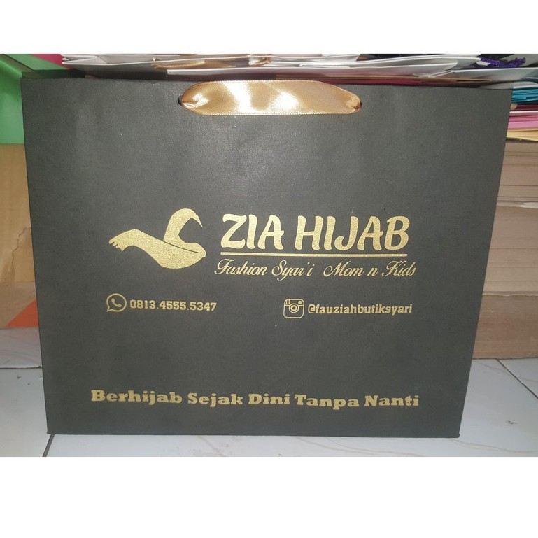 

paperbag hitam UkP30xL8xT25 cm, sablon 1 sisi 1 warna, tas kertas, paperbag wedding, paperbag butik