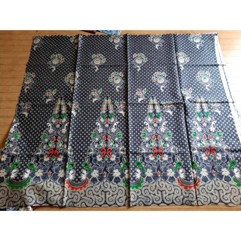 Kain Batik. Kain Batik Lawasan. Kain Batik Lawasan Colet. Kain Batik Premium. Kain Batik Solo