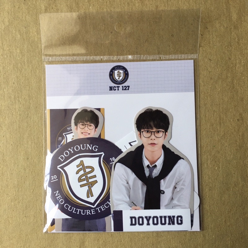 [Ready] md luggage sticker only back to school kit b2s kit b2sk doyoung nct 127 merch goods official