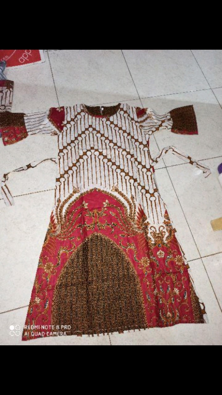 Couple Batik Keluarga Sragam Keluarga  Sania Ruffle Batik Couple Motif Garuda Merah Jaya. Batik