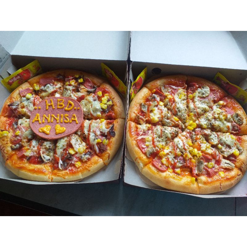 

pizza sosis / jamur mozarella