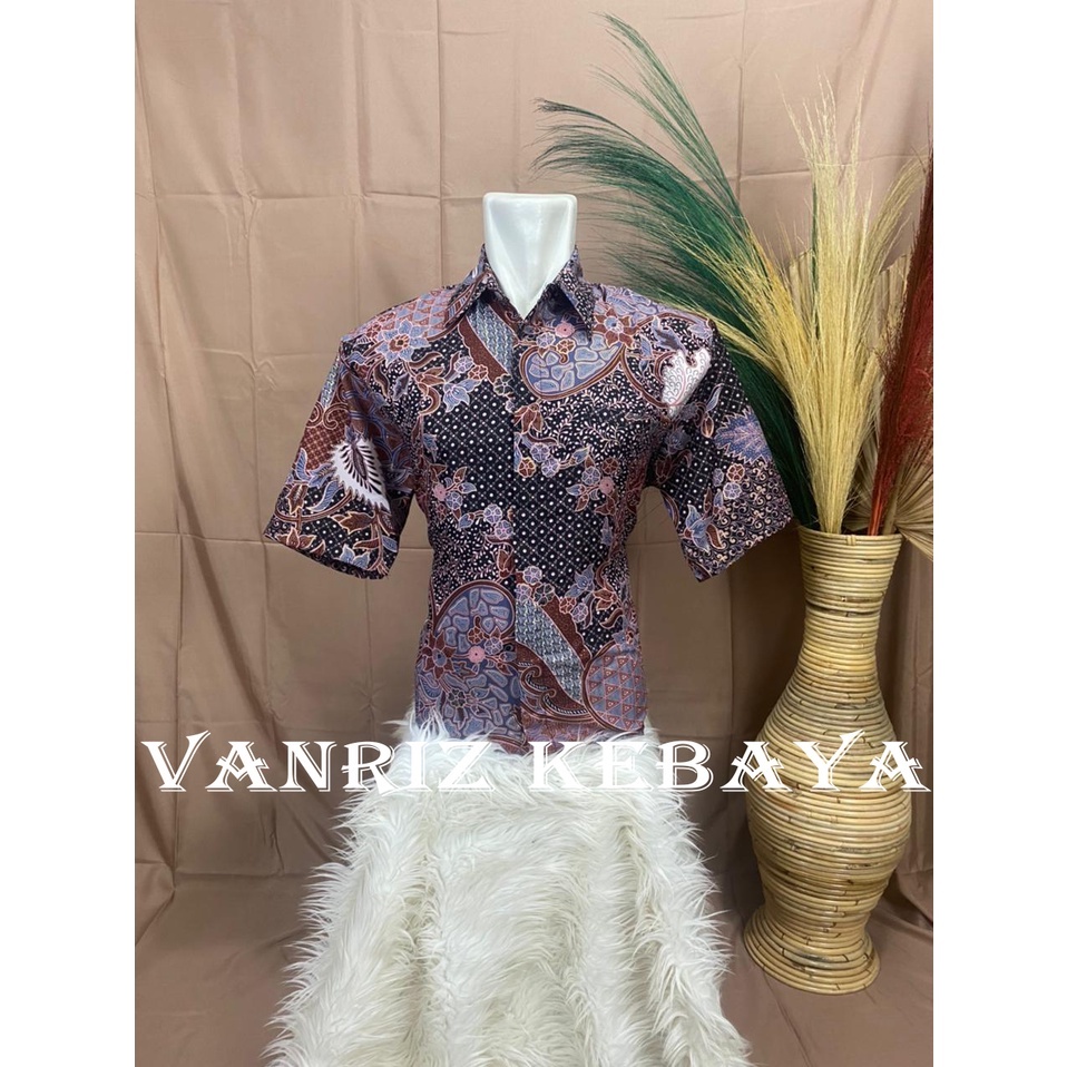 Vanriz Kebaya-Kemeja Batik Pria Lengan Pendek