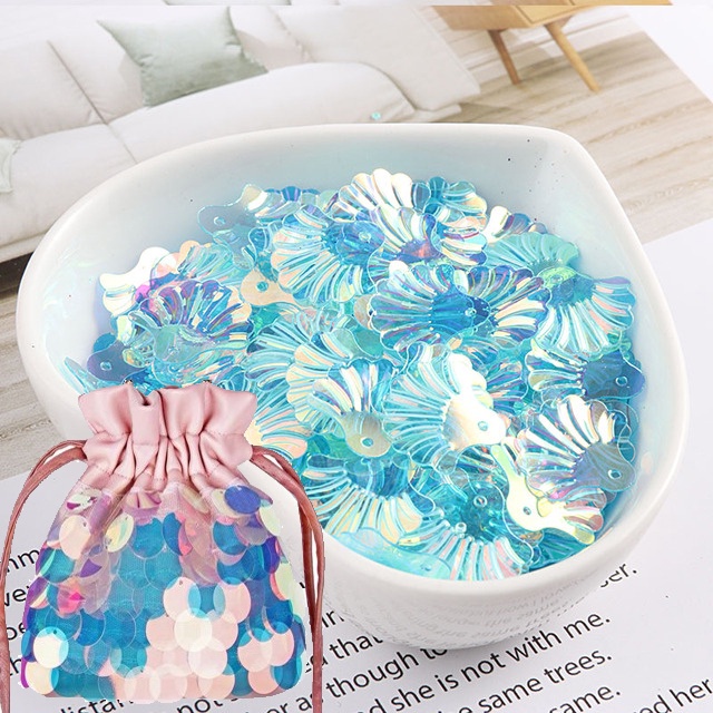 90pcs / Pak Payet Glitter Kerang Bahan PVC Warna Gradasi Untuk Dekorasi Tas / Pakaian / Rumah DIY