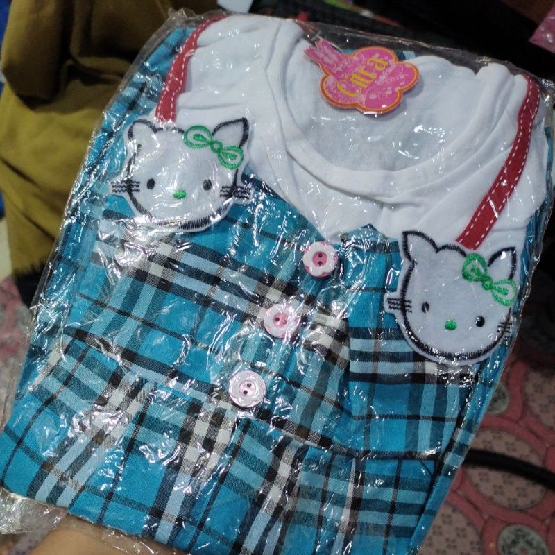 Dress anak 1 2 2,5 tahun baju anak cewek pakaian anak Fatonah Shop purwodadi hellokitty lc hk motif kotak ( dress Hellokitty LC )